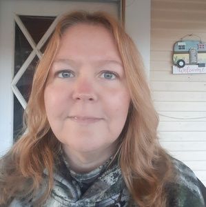 Meet your Posher, Leanna